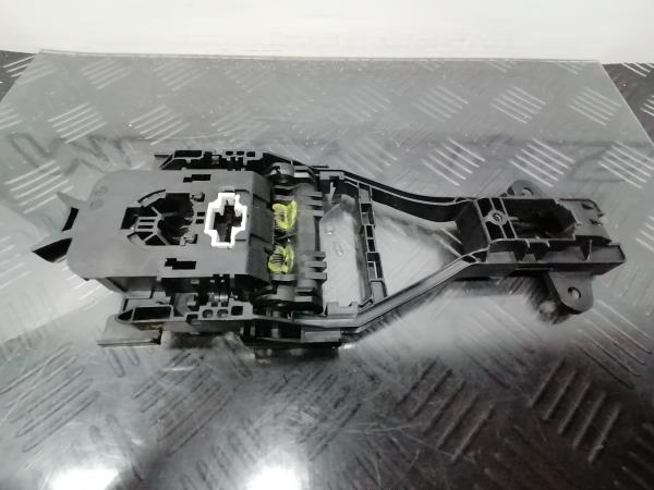 Supporto maniglia porta posteriore destra VOLVO V40 Hatchback Imagem-4