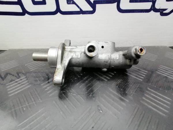 Pompa centrale dei freni VOLVO V40 Hatchback Imagem-2