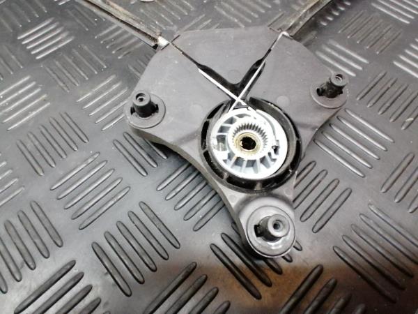 Right rear window regulator VOLKSWAGEN Golf VII (5G1, BQ1, BE1, BE2) Imagem-3