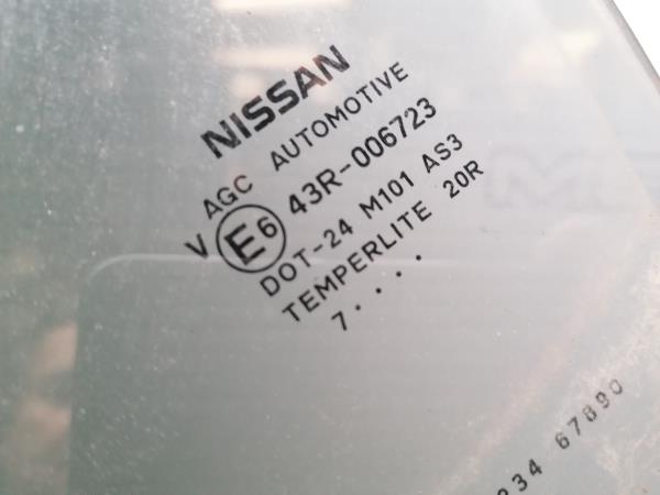 Vidro porta trás esquerdo NISSAN Juke (F15) Imagem-2