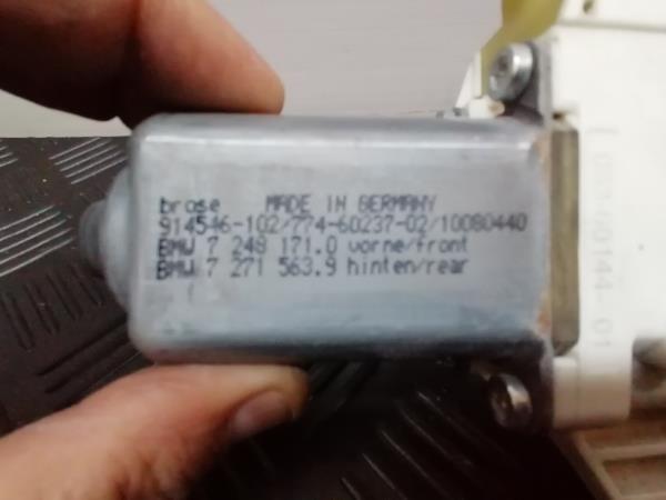 Motore alzacristallo anteriore sinistro BMW 5 (F10) Imagem-4