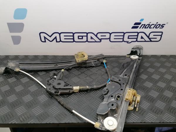 Alzavetro anteriore sinistro BMW 5 (F10)