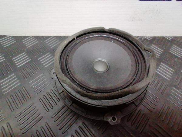 Columna de sonido HYUNDAI i30 (GD) Imagem-1
