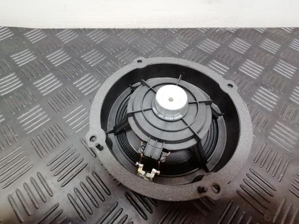 Columna de sonido HYUNDAI i30 (GD) Imagem-2