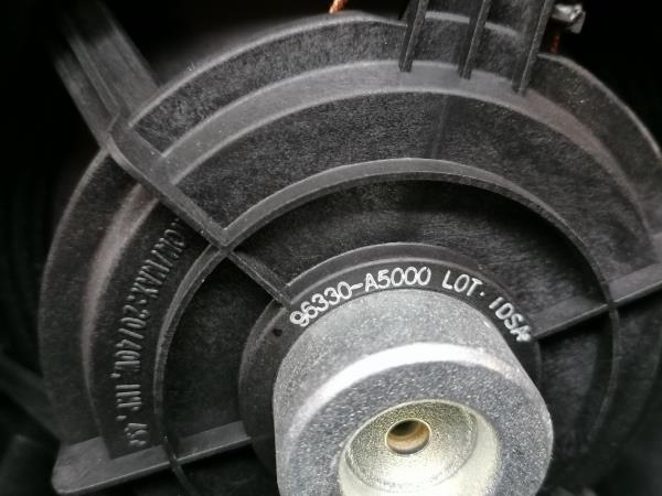 Columna de sonido HYUNDAI i30 (GD) Imagem-3