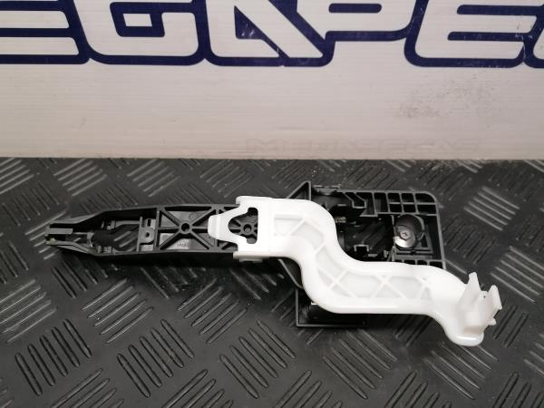 Support poignée porte arrière gauche HYUNDAI i30 (GD) Imagem-1