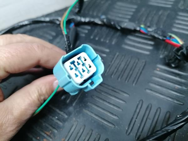 Câblage intérieur SUBARU Impreza Hatchback (GR, GH, G3) Imagem-2
