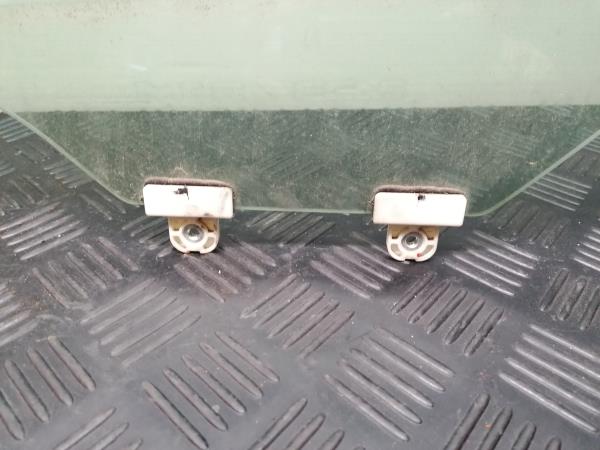 Left front door glass SUBARU Impreza Hatchback (GR, GH, G3) Imagem-1