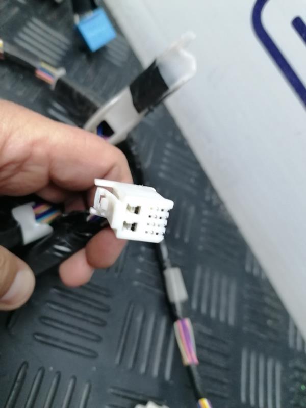 Interior wiring TOYOTA Auris Hatchback (_E15_) Imagem-4