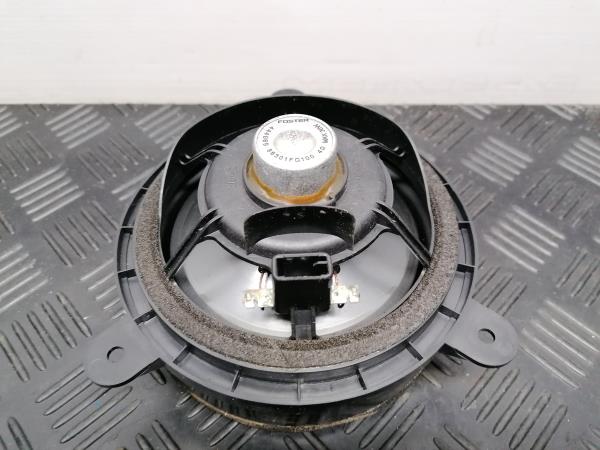Columna de sonido SUBARU Impreza Hatchback (GR, GH, G3)