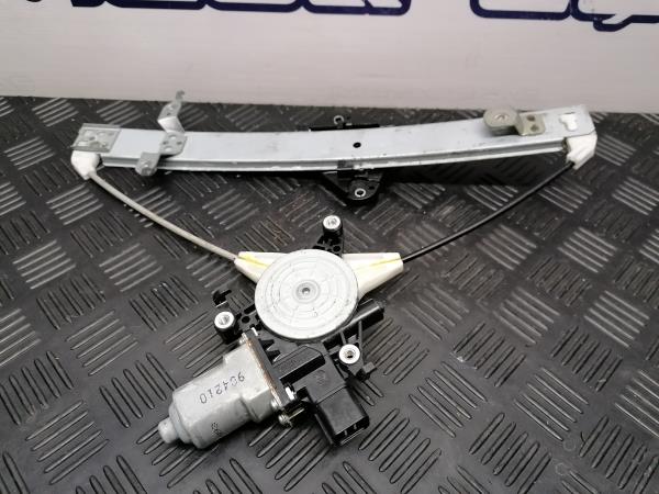 Right rear window regulator SUBARU Impreza Hatchback (GR, GH, G3) Imagem-1