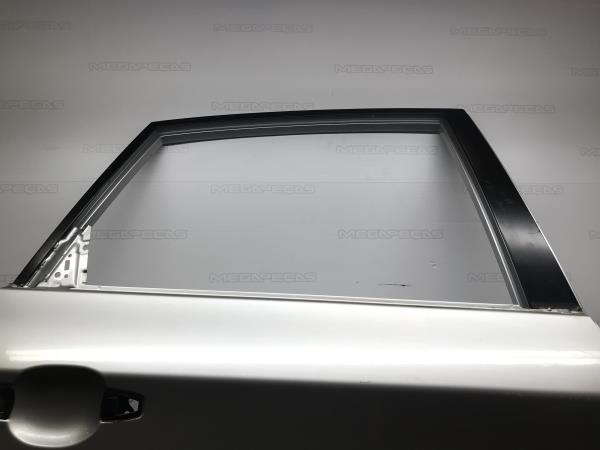 Right rear door SUBARU Impreza Hatchback (GR, GH, G3) Imagem-8