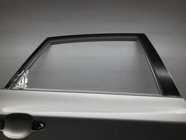 Right rear door SUBARU Impreza Hatchback (GR, GH, G3) Imagem-7