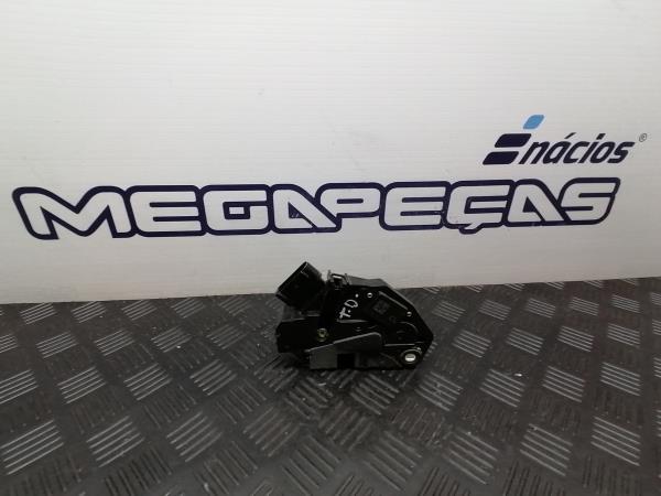 Cerradura / cierre puerta delantero derecho FORD Fiesta VI (CB1, CCN)