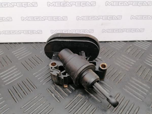 Clutch pump FORD Fiesta VI (CB1, CCN) Imagem-1