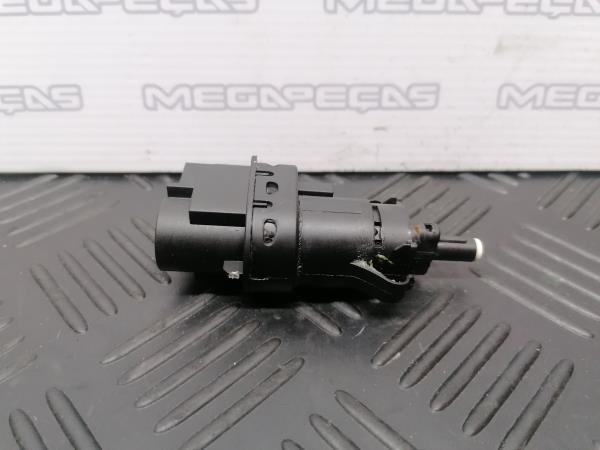 Interruttore pedale freno FORD Fiesta VI (CB1, CCN) Imagem-1