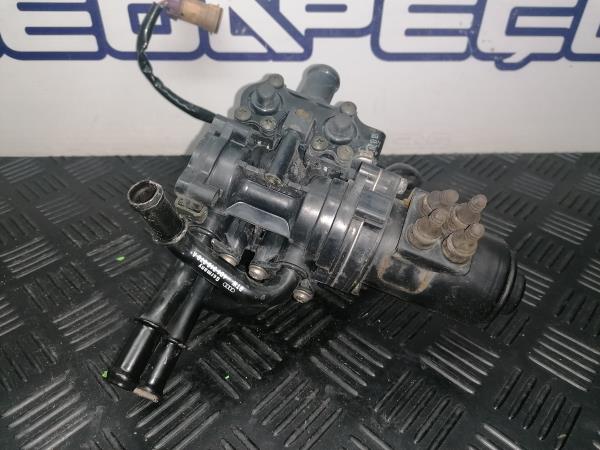 Bomba de agua AUDI A8 (4D2, 4D8) Imagem-1