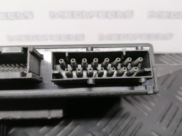 Calculateur d'éclairage BMW 7 (E38) Imagem-2