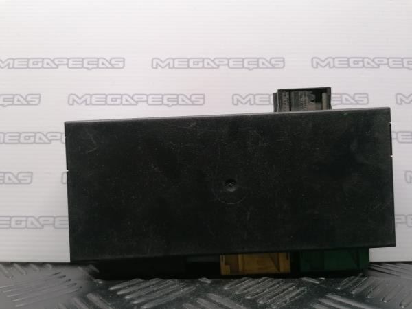 Boîte de fusibles / SAM / BSI BMW 3 Compact (E36)