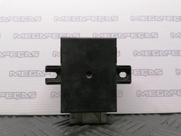 Pulsante / interruttore elettromeccanico BMW 7 (E38)