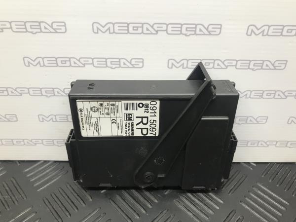 Caja fusibles / SAM / BSI OPEL Corsa C Imagem-1