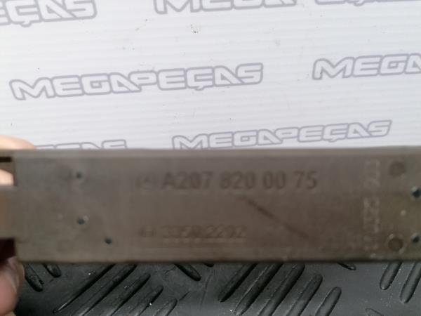Antena MERCEDES-BENZ CLS (C218) Imagem-3