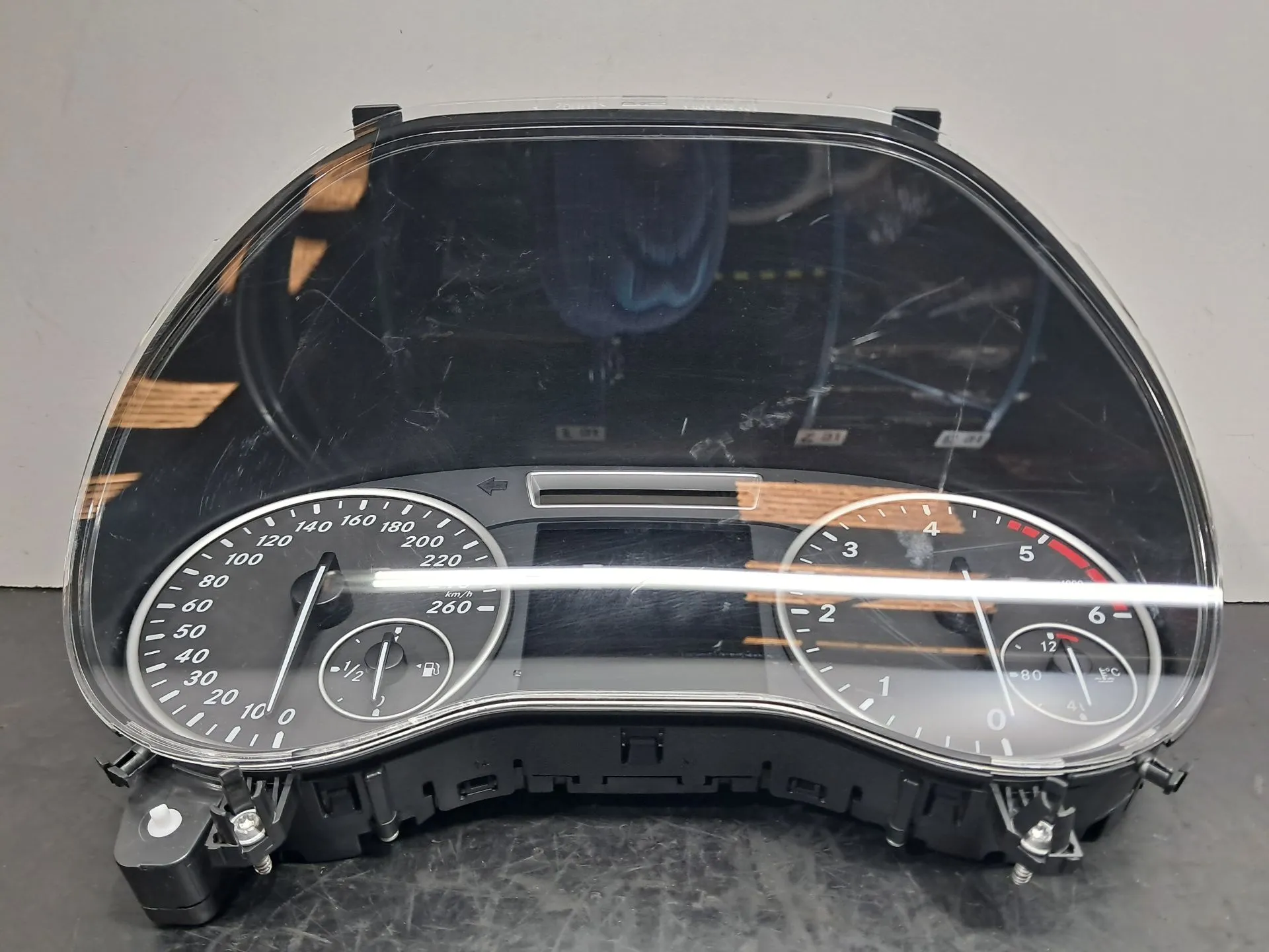 Instrument cluster MERCEDES-BENZ Classe B (W246, W242) Imagem-1