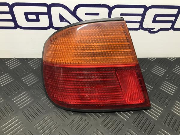 Left Tail light NISSAN Primera Sedan (P11) Imagem-1