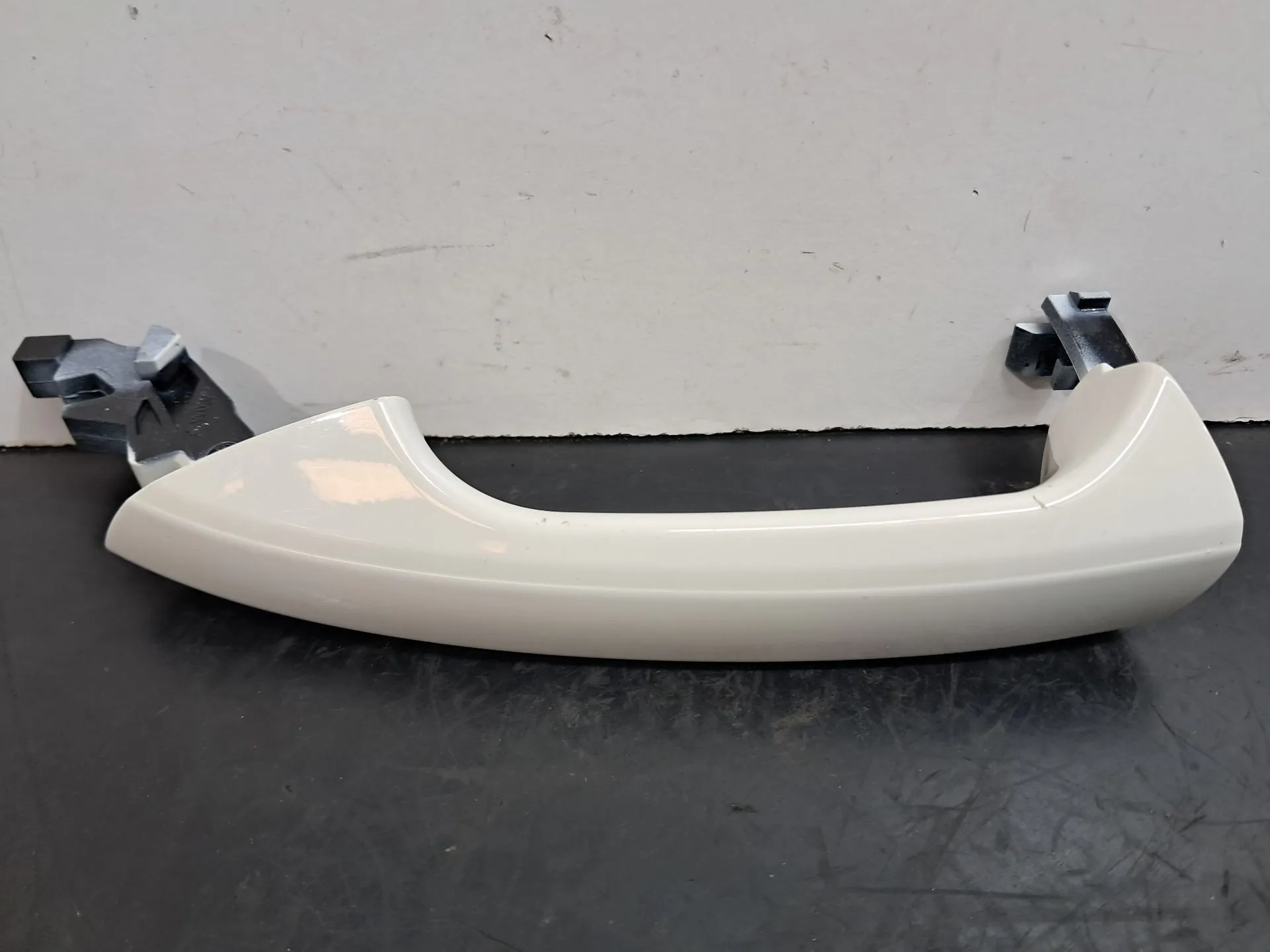 Left rear door handle MERCEDES-BENZ Classe B (W246, W242) Imagem-1