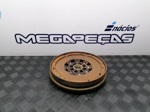 Volante do motor MERCEDES-BENZ Classe C (W204)