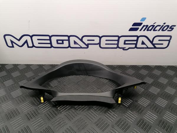 Aro do quadrante TOYOTA Auris Hatchback (_E18_) | 2012 - 2018