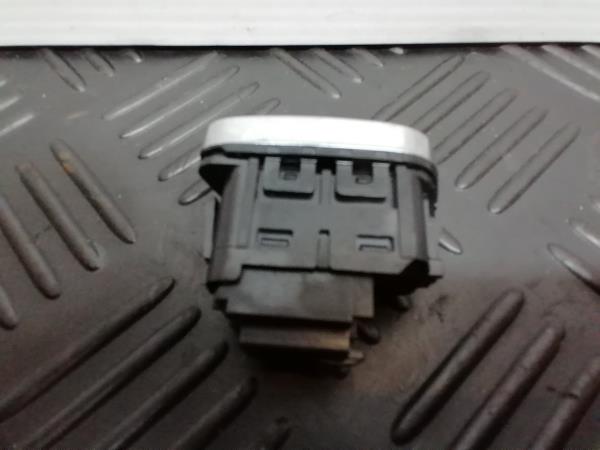 Door lock switch FORD Ranger (TKE) Imagem-1
