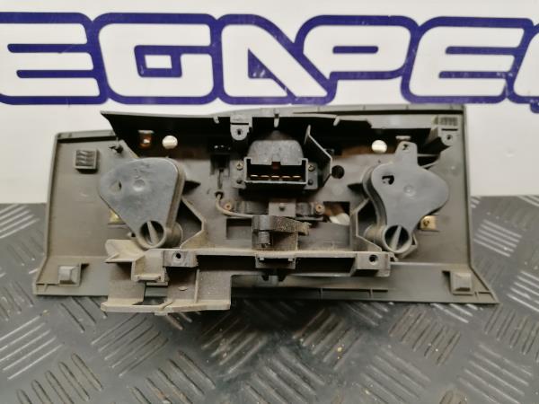 Comando chauffage / sofagem IVECO Daily III Furgão/Combi Imagem-6