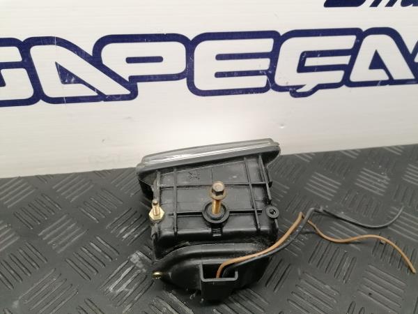 Feu antibrouillard central FIAT Uno (146_) Imagem-2