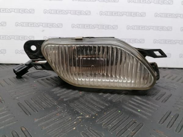 Farol nevoeiro frente direito DAEWOO Nexia Sedan