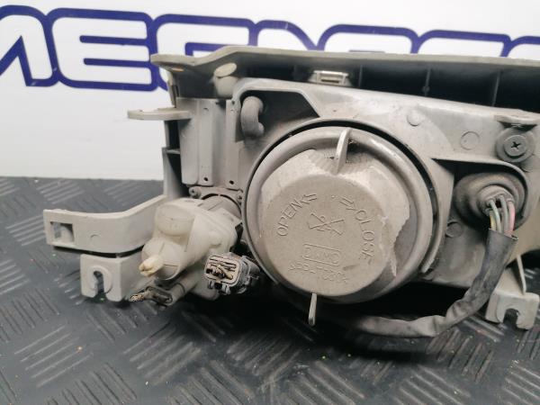 Ótica / farol esquerda DAEWOO Nexia Sedan Imagem-7