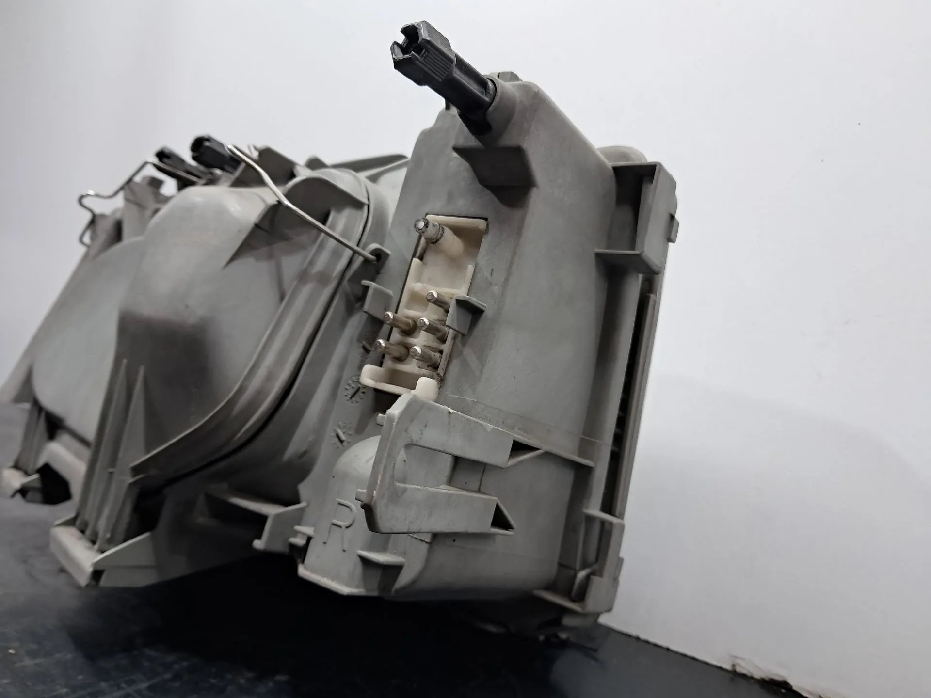 Ótica / farol direita MERCEDES-BENZ Classe E (W124) Imagem-5