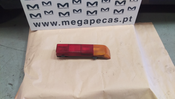 Left Tail light FIAT Cinquecento (170_) Imagem-0