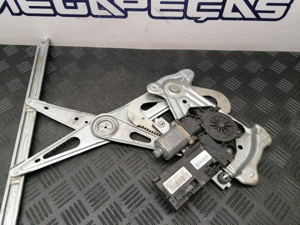 Alzavetro anteriore sinistro RENAULT Megane III (BZ0_) Imagem-3