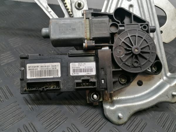 Alzavetro anteriore sinistro RENAULT Megane III (BZ0_) Imagem-5