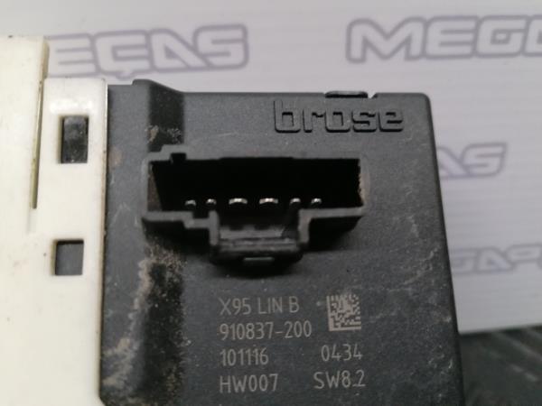 Right Rear  Door Window Regulator Motor RENAULT Megane III (BZ0_) Imagem-3