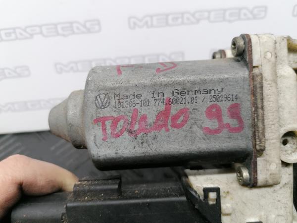 Motor vidro frente direito SEAT Toledo II (1M2) Imagem-4