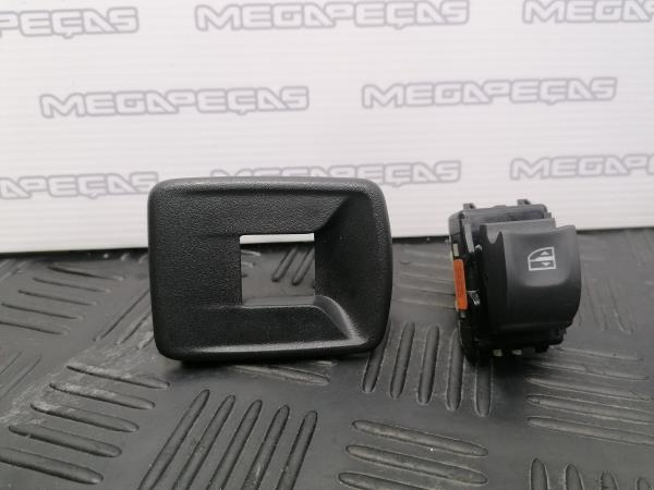 Comando / botão / interruptor vidros frente direito DACIA Sandero II (5S_)