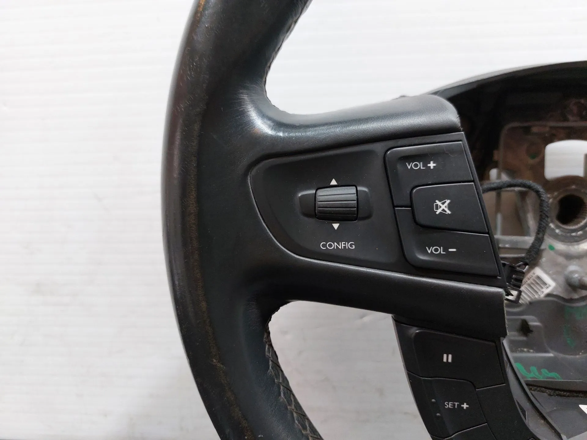 Volante PEUGEOT 508 SW Imagem-3