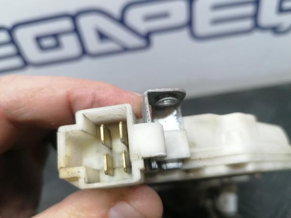 Fechadura / fecho porta frente esquerdo NISSAN Almera II Hatchback (N16) Imagem-6
