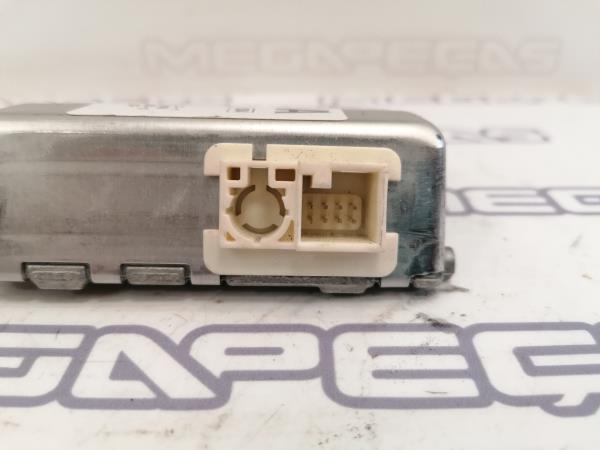 Câmera frontal MERCEDES-BENZ Classe C (W204) Imagem-4