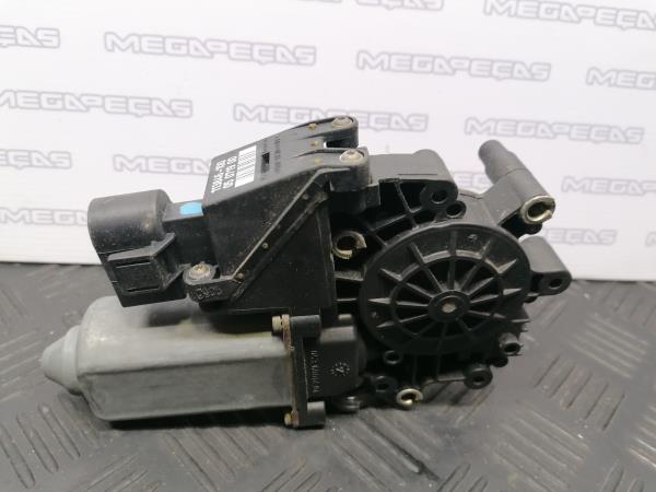 Moteur lève-vitre avant Droite AUDI A4 (8D2, B5) Imagem-3