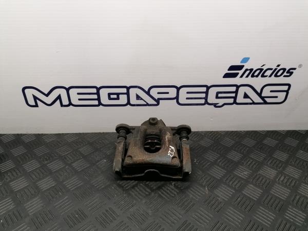 Étrier de frein avant Droite BMW 1 (E87)