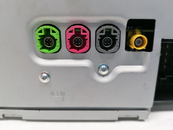 Rádio / auto-rádio MERCEDES-BENZ Classe C (W204) Imagem-4