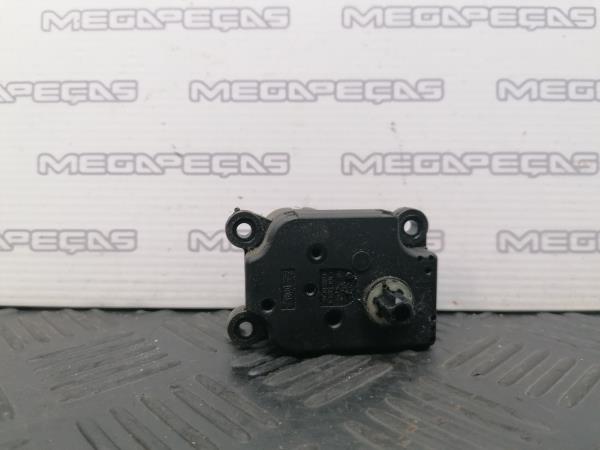 Motor da comporta da sofagem OPEL Zafira B (A05) Imagem-1